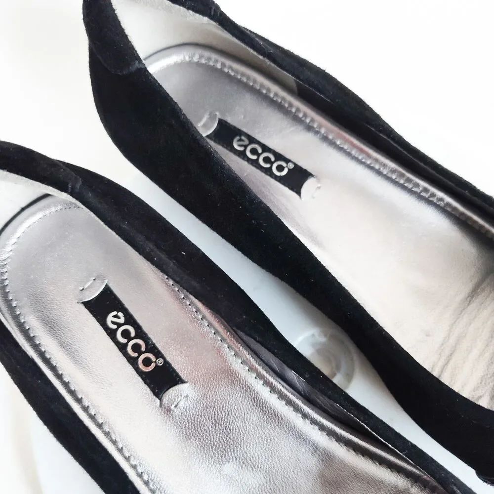 Ecco Flats Size 6 - 6.5 / 37 Suede Patent Leather Belt Buckle Black Comfort Shoe